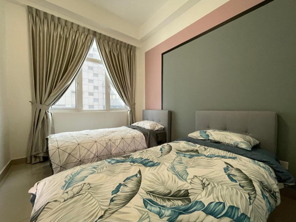 Delight Homestay Twin Galaxy Τζόχορ Μπάχρου Εξωτερικό φωτογραφία